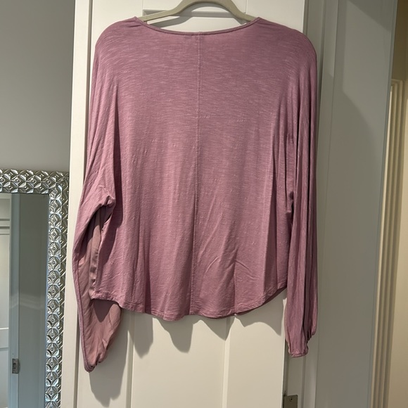 Polyester blouse - Picture 4 of 4